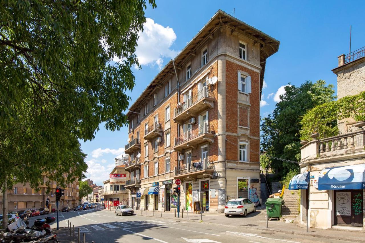 Studio Apartments Fran'S Риека Экстерьер фото